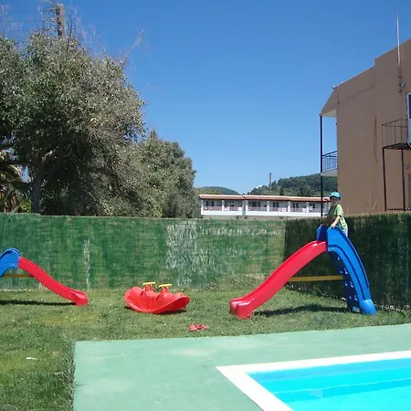 Alkyon 3* آغيوس غيوريوس باغون